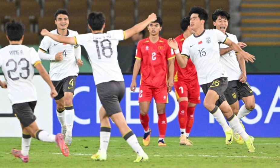 欧冠直播-中国队进决赛仅1天，再获一个喜讯！越南球迷破防，日本球迷担忧